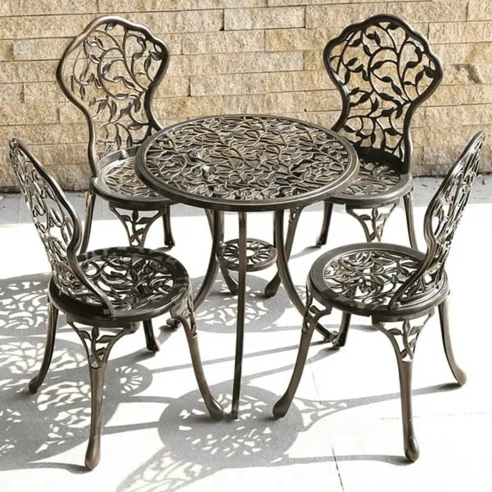 Bàn ghế nhôm đúc mẫu 1